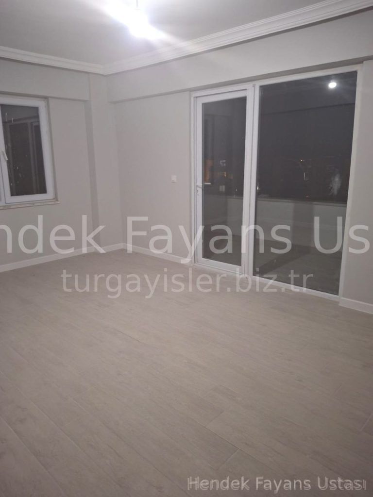18x118 laminat desenli zemin çalışmamiz | Hendek Fayans Ustası