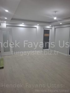 18x118 laminat desenli zemin çalışmamiz | Hendek Fayans Ustası